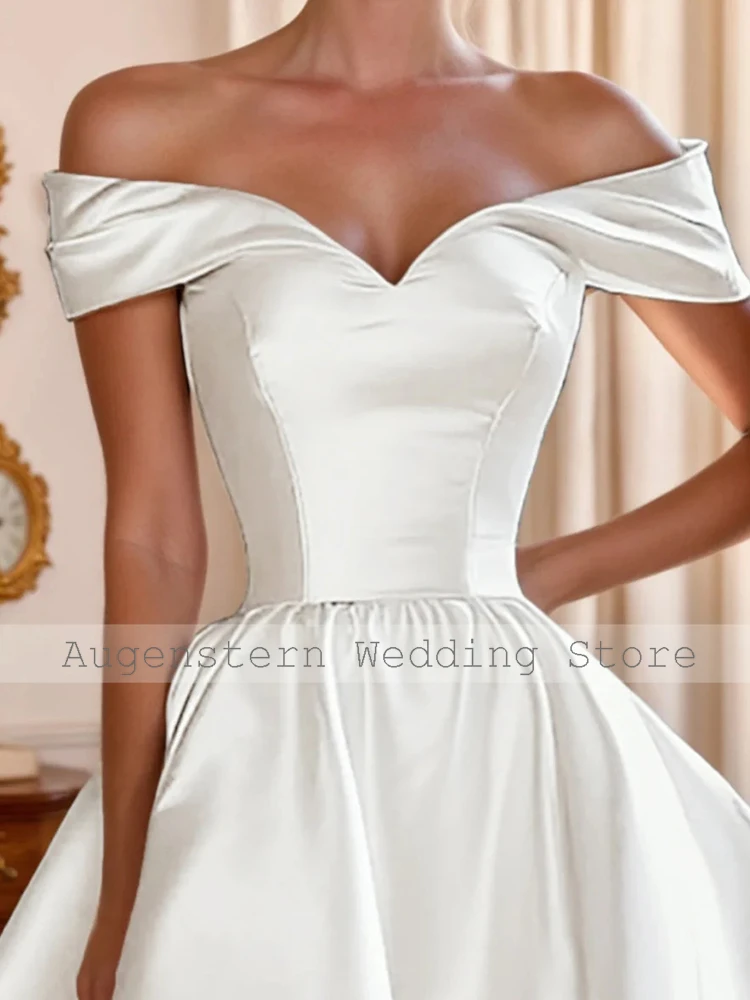 Robes de mariée civiles rêveuses en satin coupe trapèze 2026 pour femmes