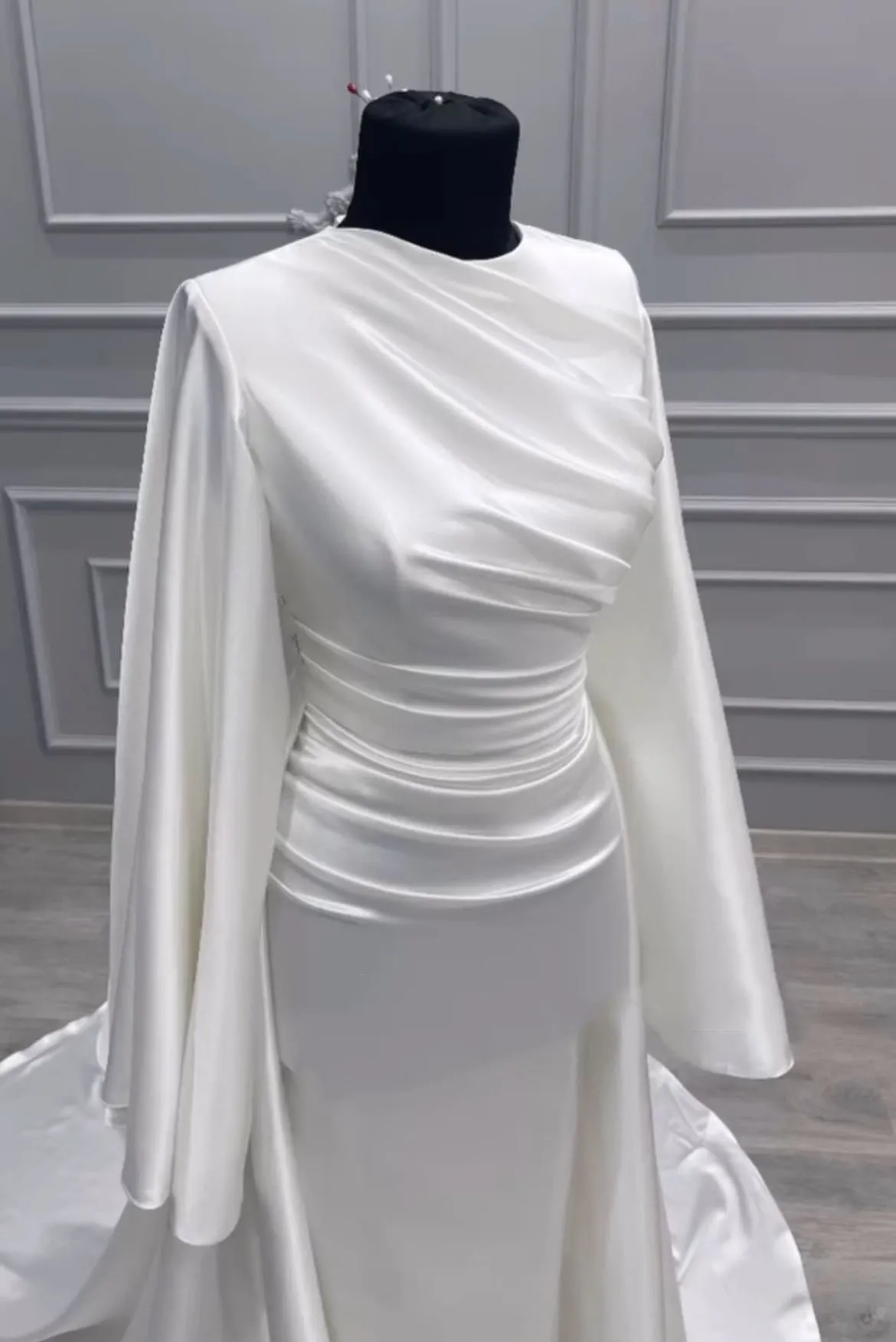 EPackage ale-Robe de Mariée Arabe en Satin