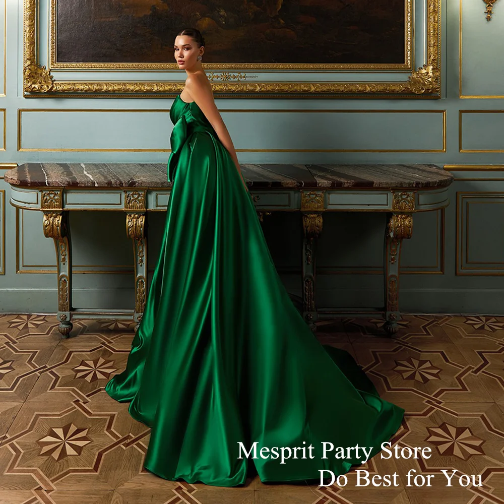 Robe de bal verte Sexy col en V perles pli arc une ligne Satin robes de soirée balayage Train dos nu