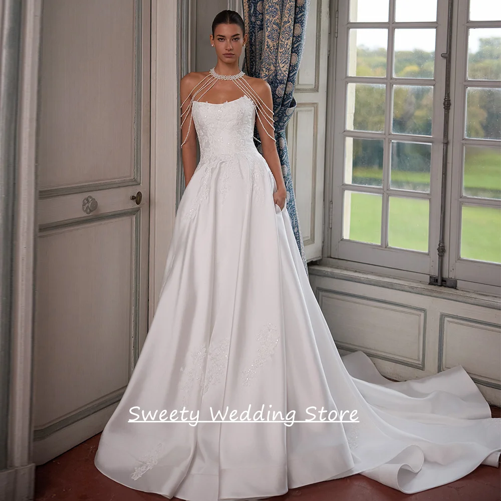 Robe de mariée moderne personnalisée avec perles