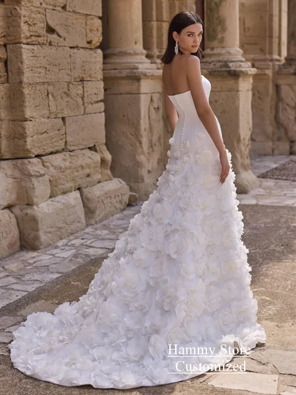 Robe de mariée arabe avec fleurs personnalisées