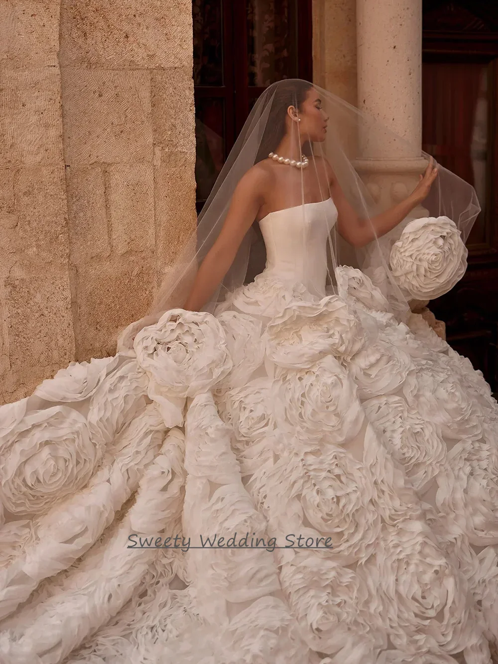 Magnifiques robes de mariée de bal personnalisées
